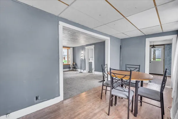 $525,000 | 602 2nd Street West, Andalusia, IL 61232