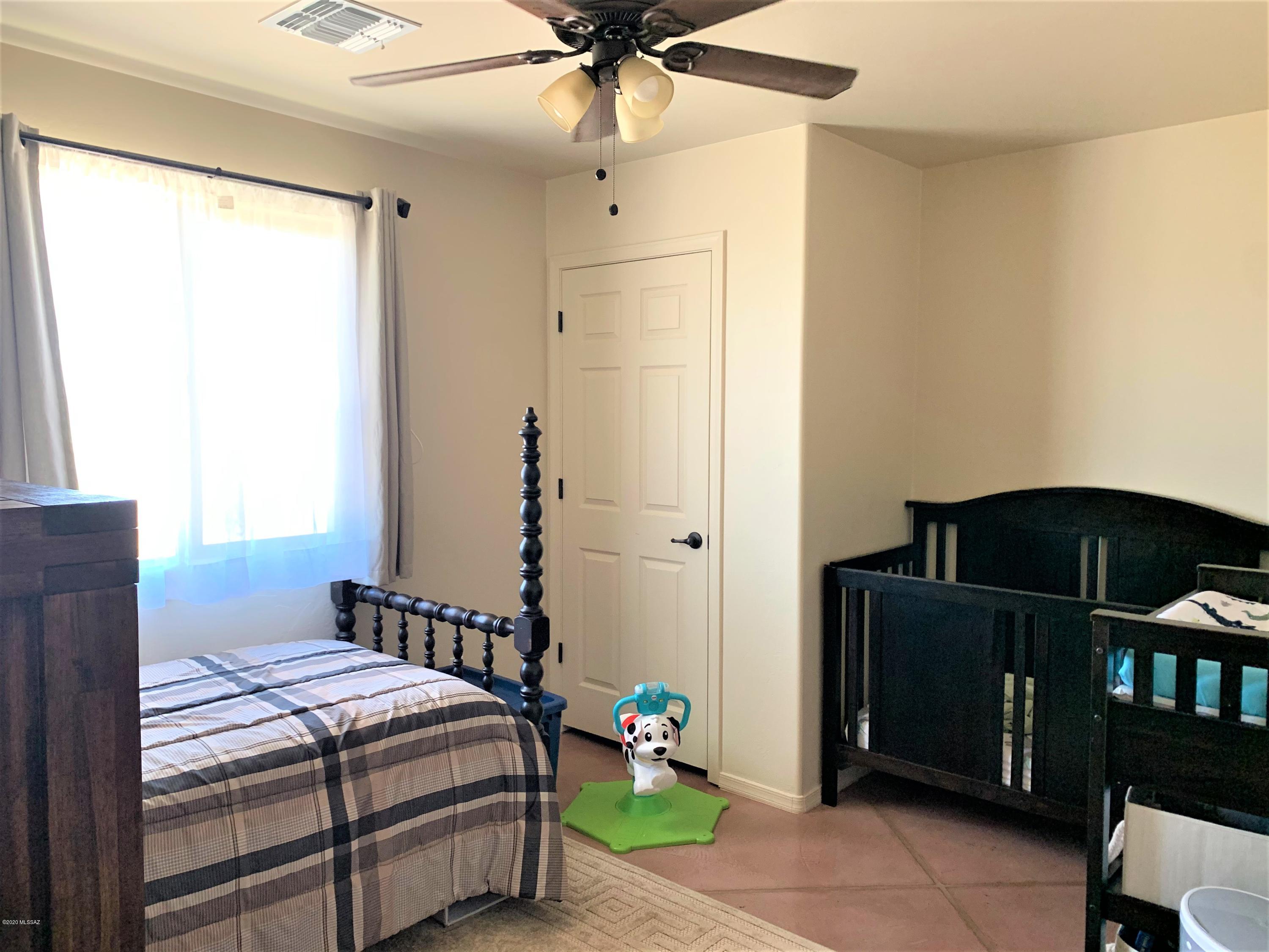 6230 North Chaparral Road Tucson, AZ 85743 - Photo 11 of 16 Gallery Image 11