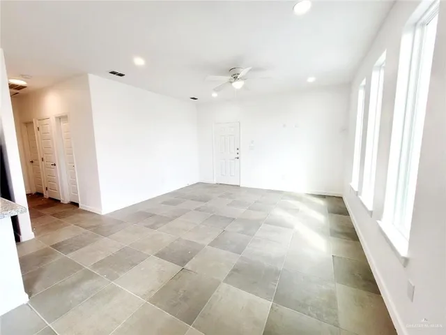 $990 | 3819 Bella Costa Drive, Unit 1, Weslaco, TX 78596