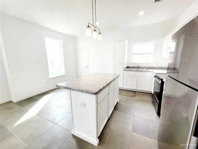 $990 | 3819 Bella Costa Drive, Unit 1, Weslaco, TX 78596