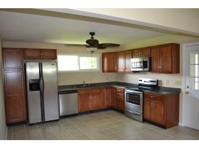 402 Lynfield Road Bristol, TN 37620 - Photo 2 of 8 Photo 2