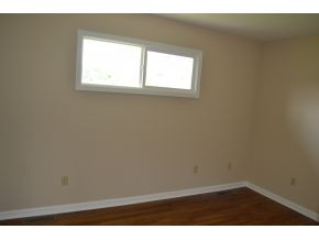402 Lynfield Road Bristol, TN 37620 - Photo 4 of 8 Photo 4