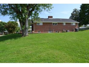 402 Lynfield Road Bristol, TN 37620 - Photo 8 of 8 Photo 8