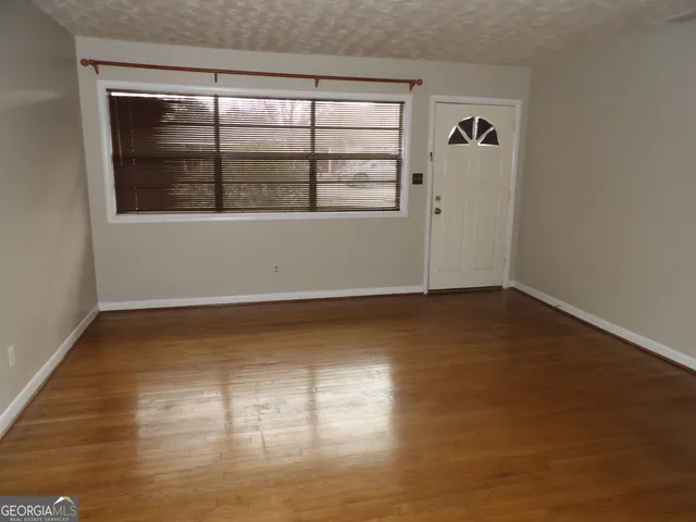 $1,350 | 5261 Heather Lane, Atlanta, GA 30349