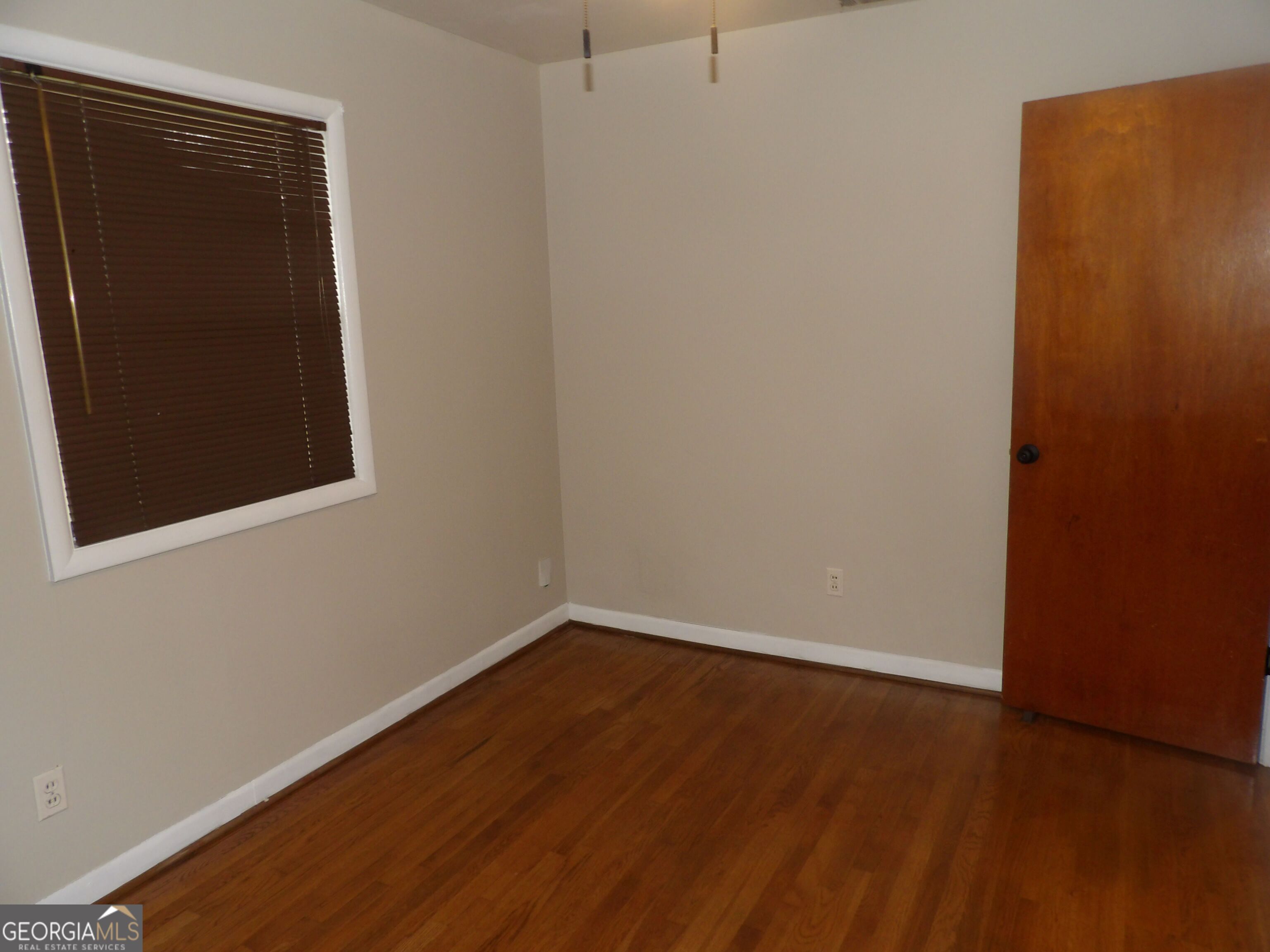 5261 Heather Lane Atlanta, GA 30349 - Photo 9 of 12