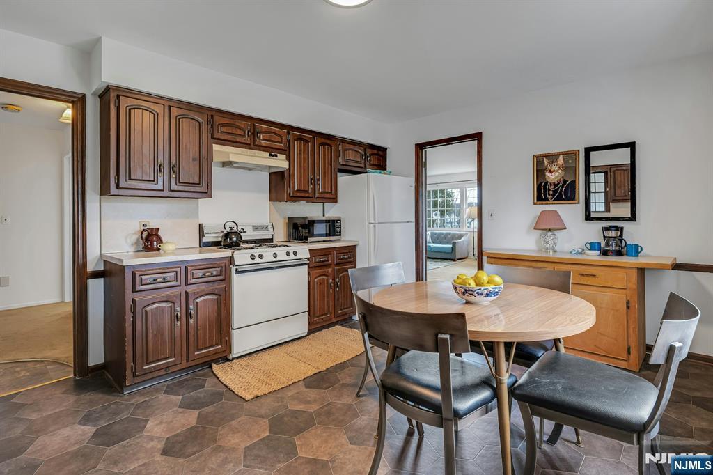 1463 Springfield Avenue New Providence, NJ 07974 - Photo 14 of 27