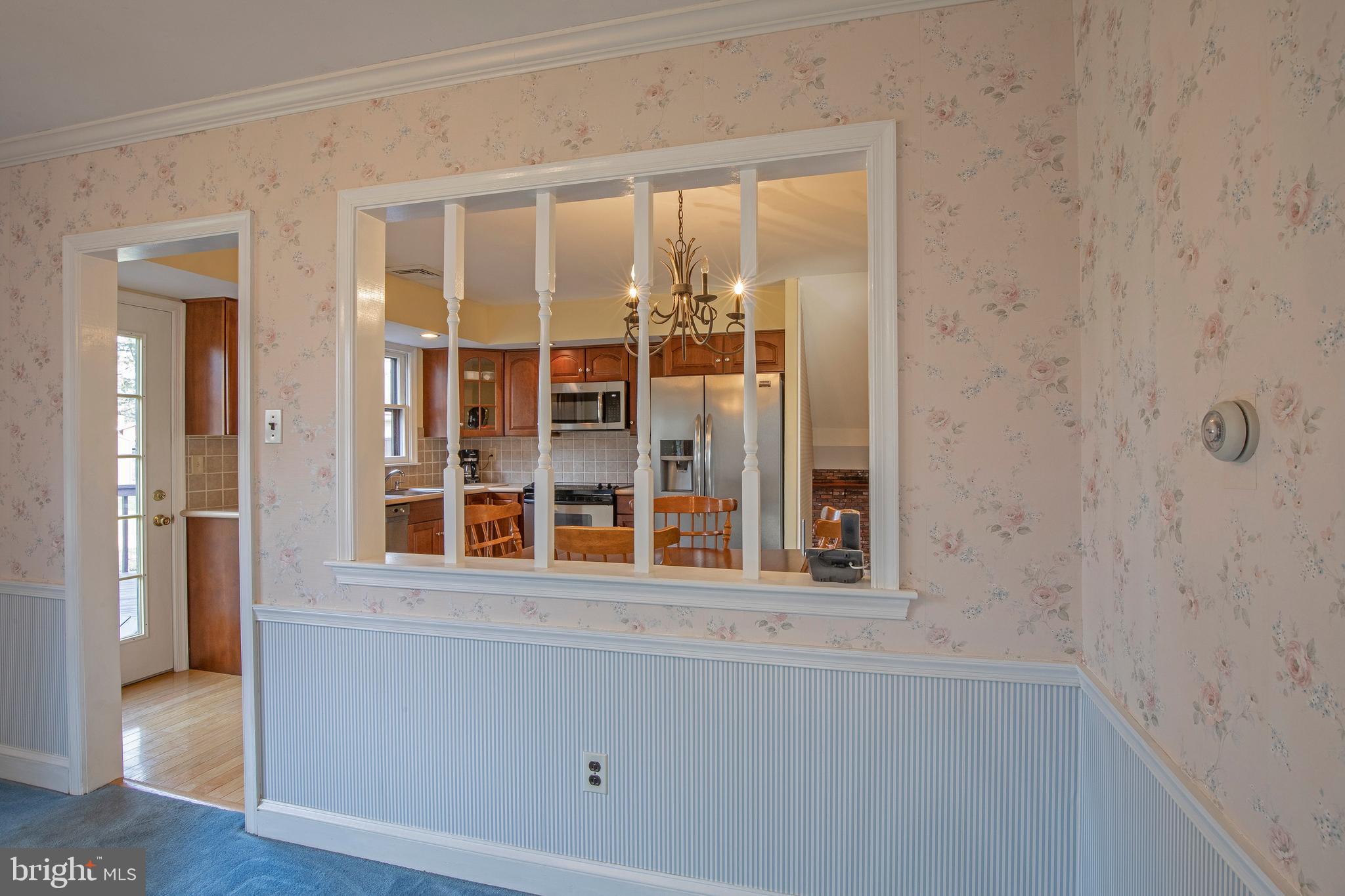 34 East Robin Road Holland, PA 18966 - Photo 13 of 38 Dining Room with pass thru to Kitchen
