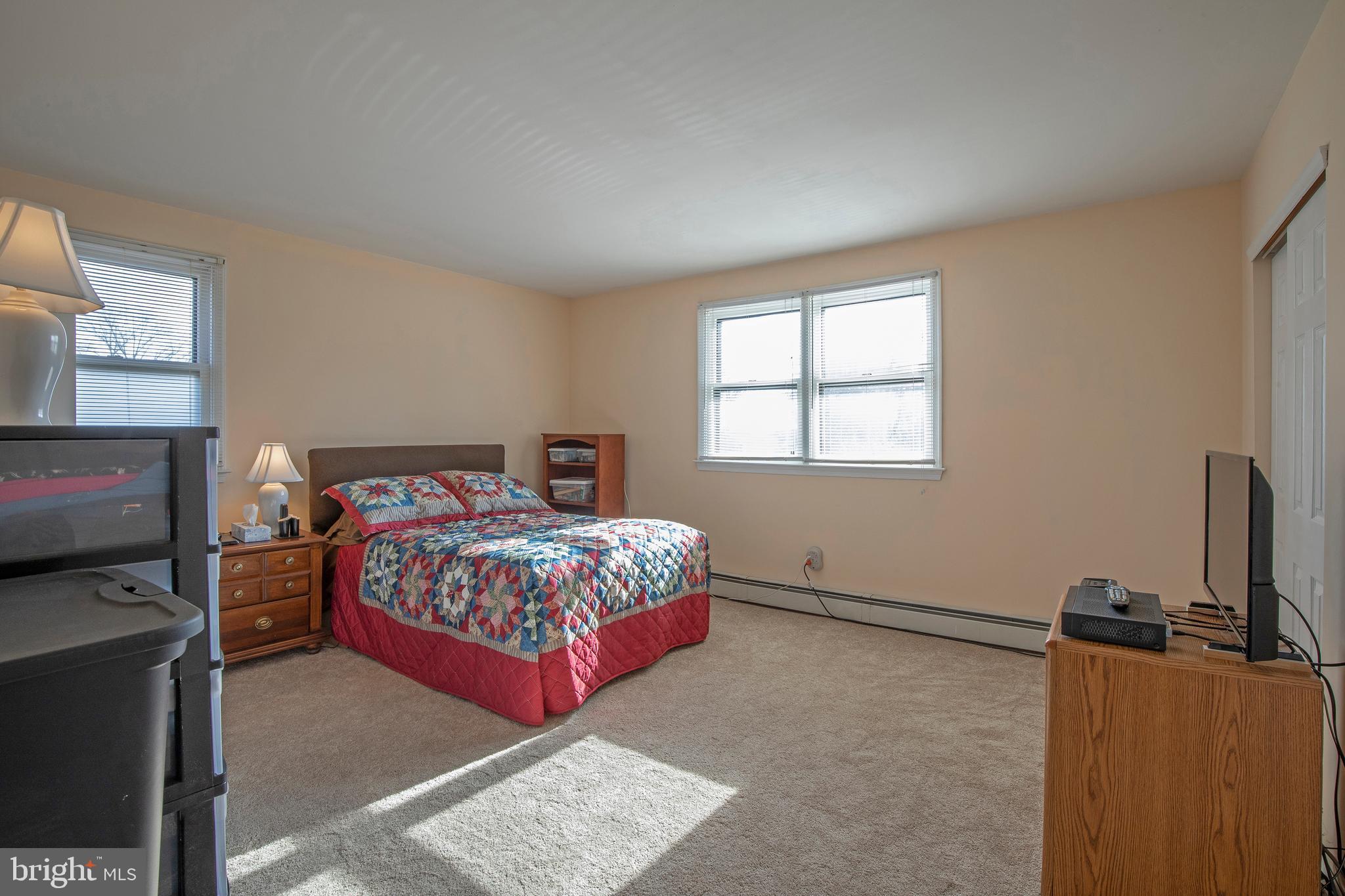 34 East Robin Road Holland, PA 18966 - Photo 19 of 38 Bright and sunny Master Bedroom
