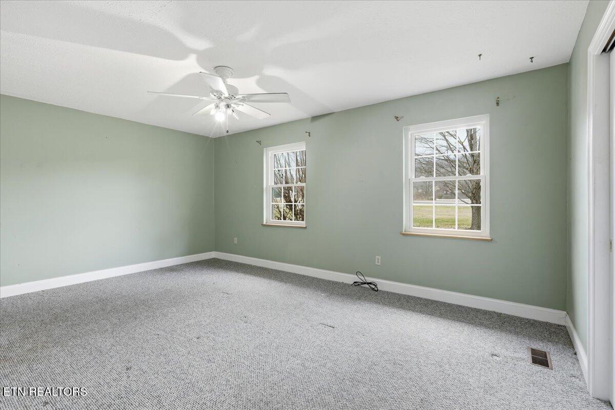 10050 Rutledge Pike Corryton, TN 37721 - Photo 14 of 20 12-011_7K9A2187