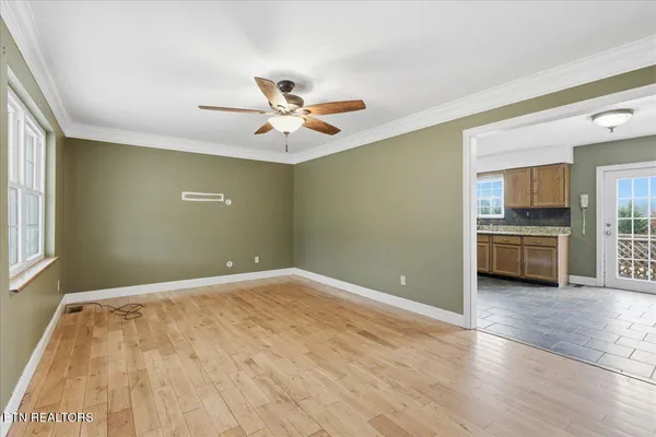 $350,000 | 10050 Rutledge Pike, Corryton, TN 37721