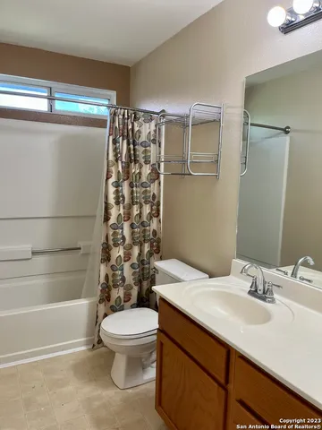 $1,900 | 10523 Tiger Paw, San Antonio, TX 78251