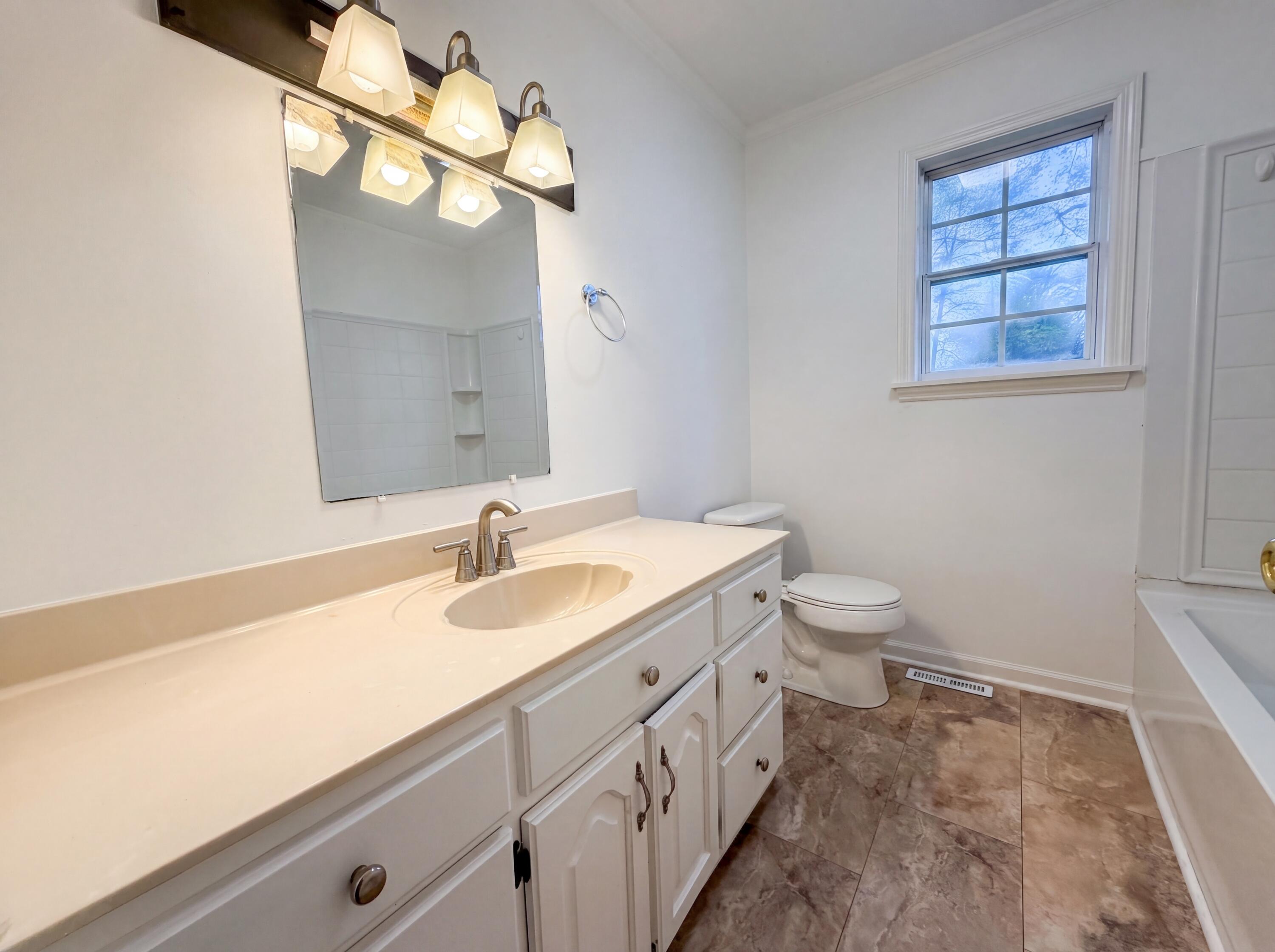 144 Green Shadow Road Cleveland, TN 37323 - Photo 6 of 23 listing_9