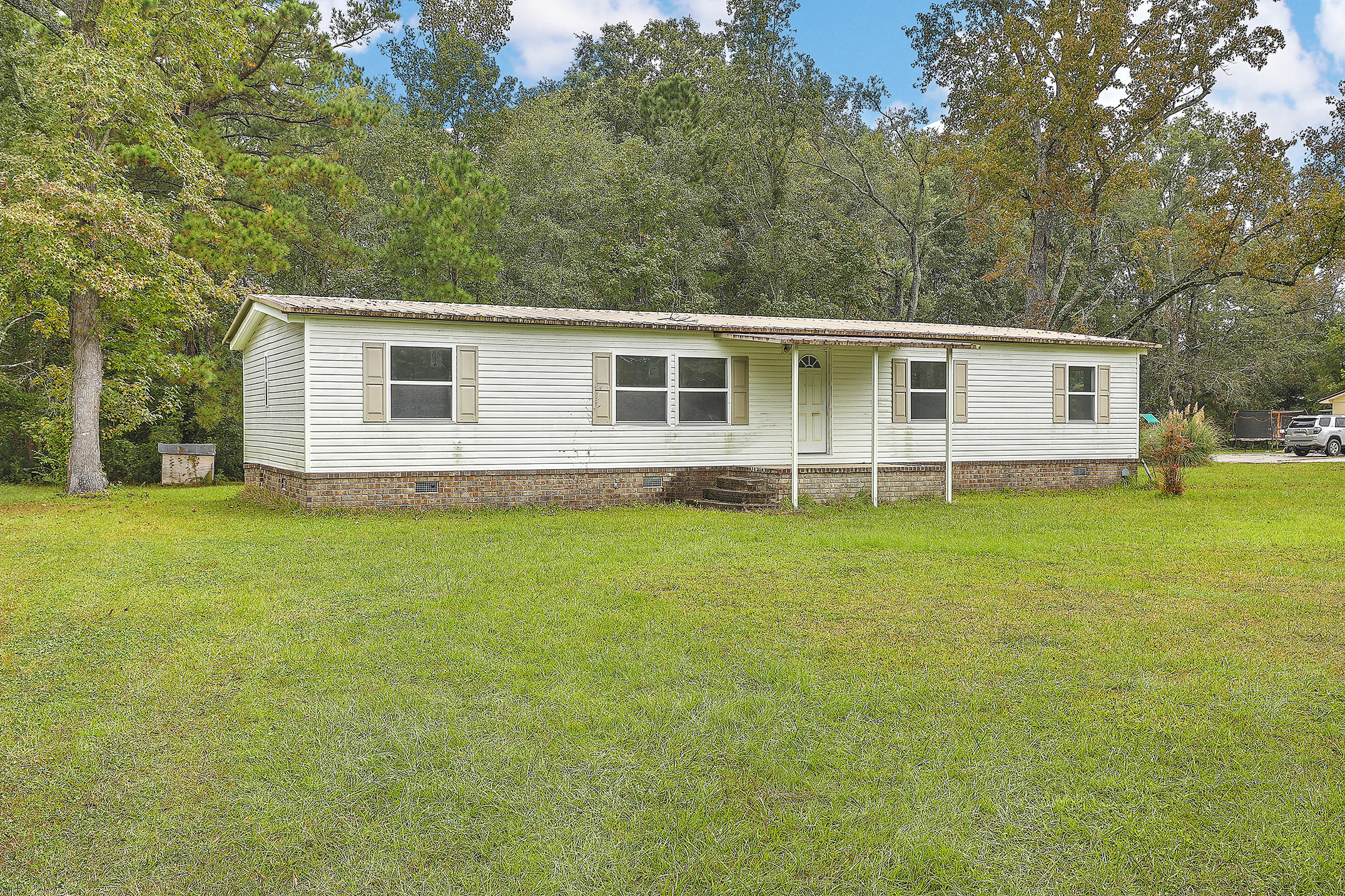 111 Vineyard Road Summerville, SC 29486 - Photo 3 of 25 1R3A2731_2_3_4_5_6_7
