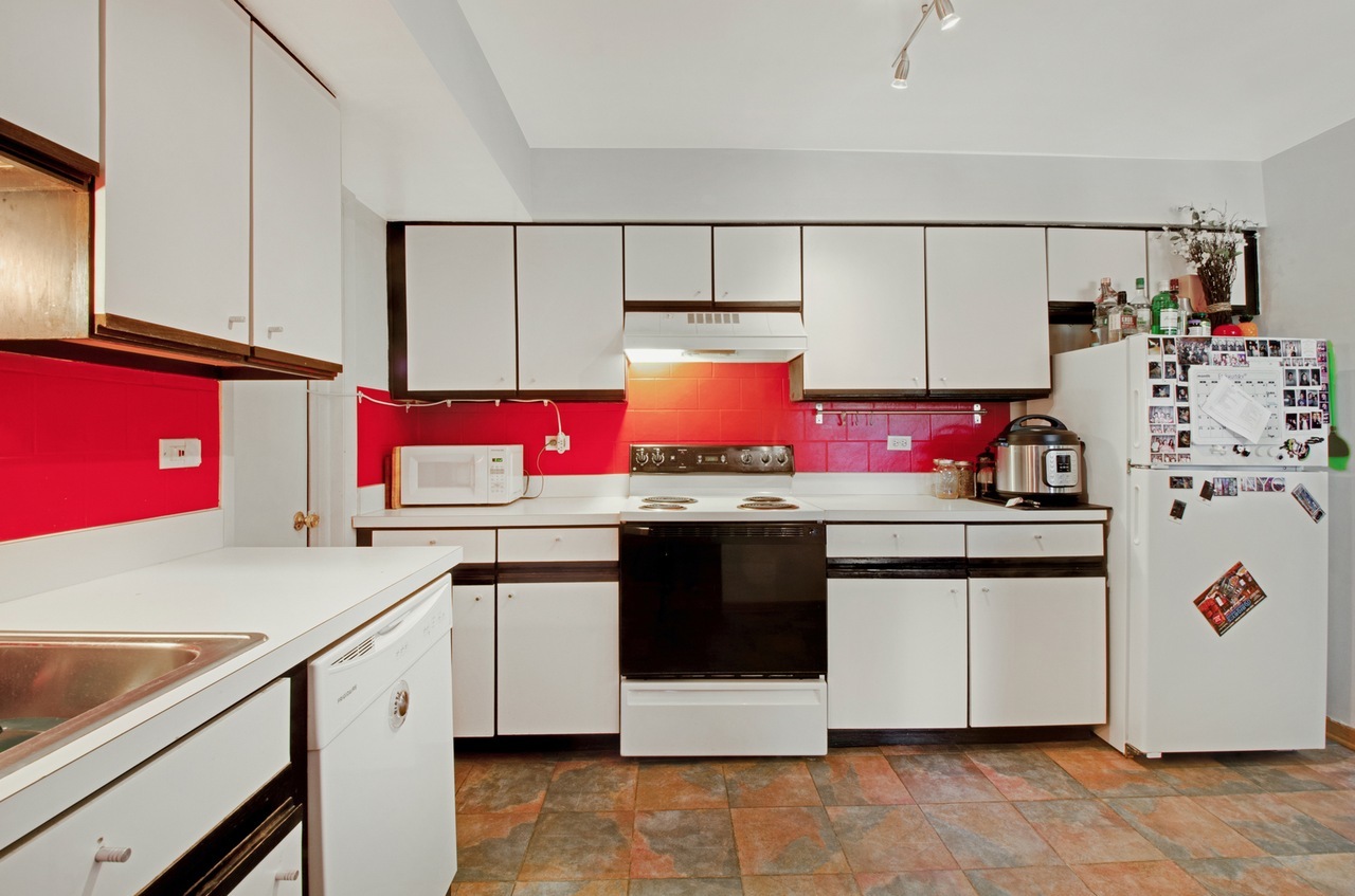 2218 South Goebbert Road, Unit 393 Arlington Heights, IL 60005 - Photo 6 of 15