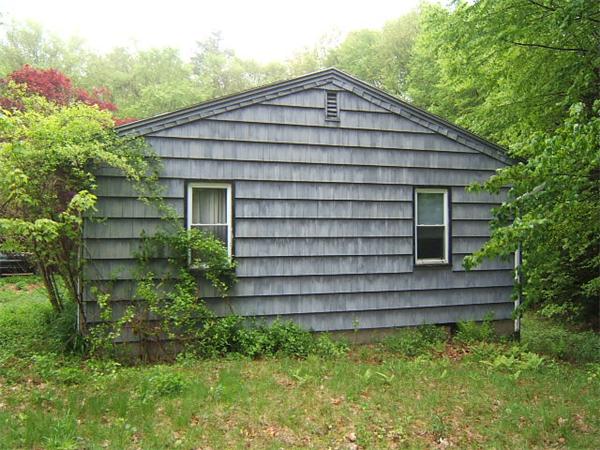 71 King Road Charlton, MA 01507 - Photo 4 of 4 a front view of a house with a yard