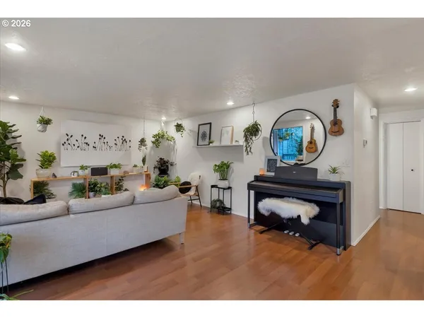 $274,900 | 2550 Northwest Princess Street, Unit 102, Corvallis, OR 97330