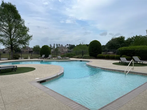 $380,000 | 24511 Emerald Pool Falls Drive, Tomball, TX 77375