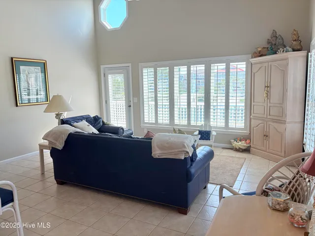 $989,000 | 2 Oleander Lane, Ocean Isle Beach, NC 28469