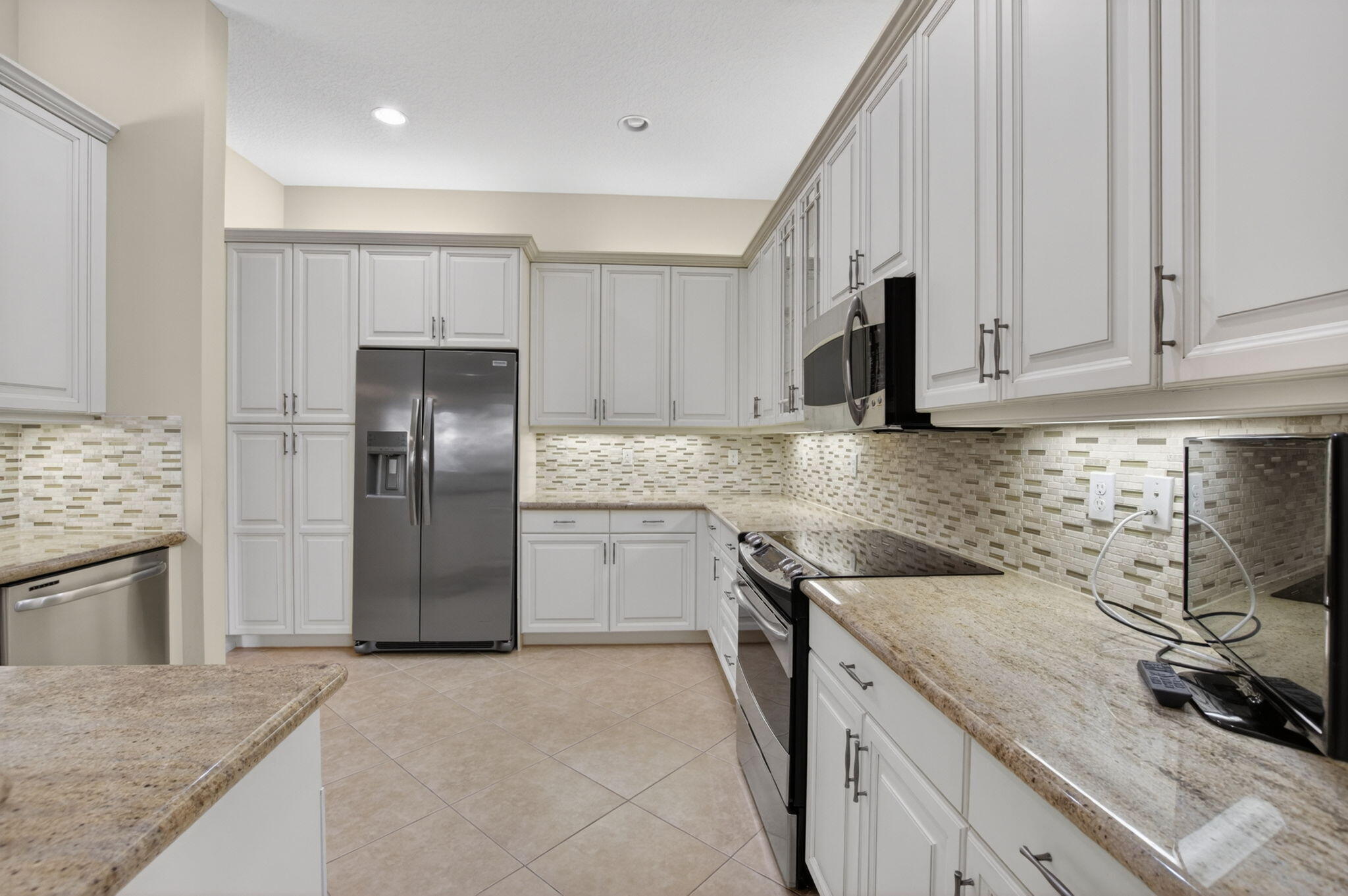 9052 Greenstone Ridge Way Boynton Beach, FL 33473 - Photo 5 of 70 5