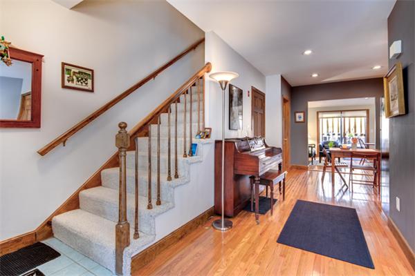 12 Dixfield Street Boston, MA 02127 - Photo 3 of 18