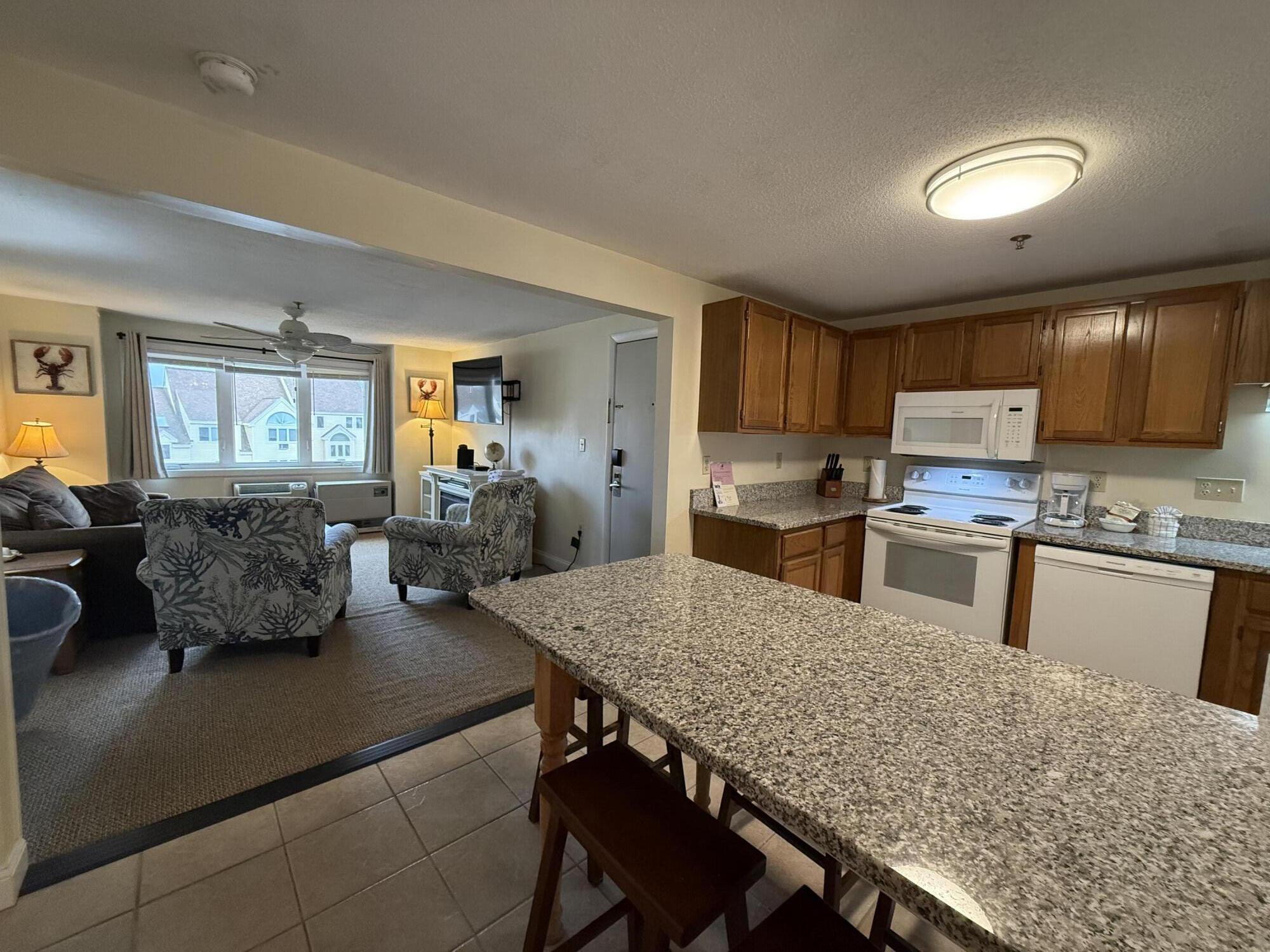 1373 Post Road, Unit 10A Wells, ME 04090 - Photo 2 of 11 IMG_2245