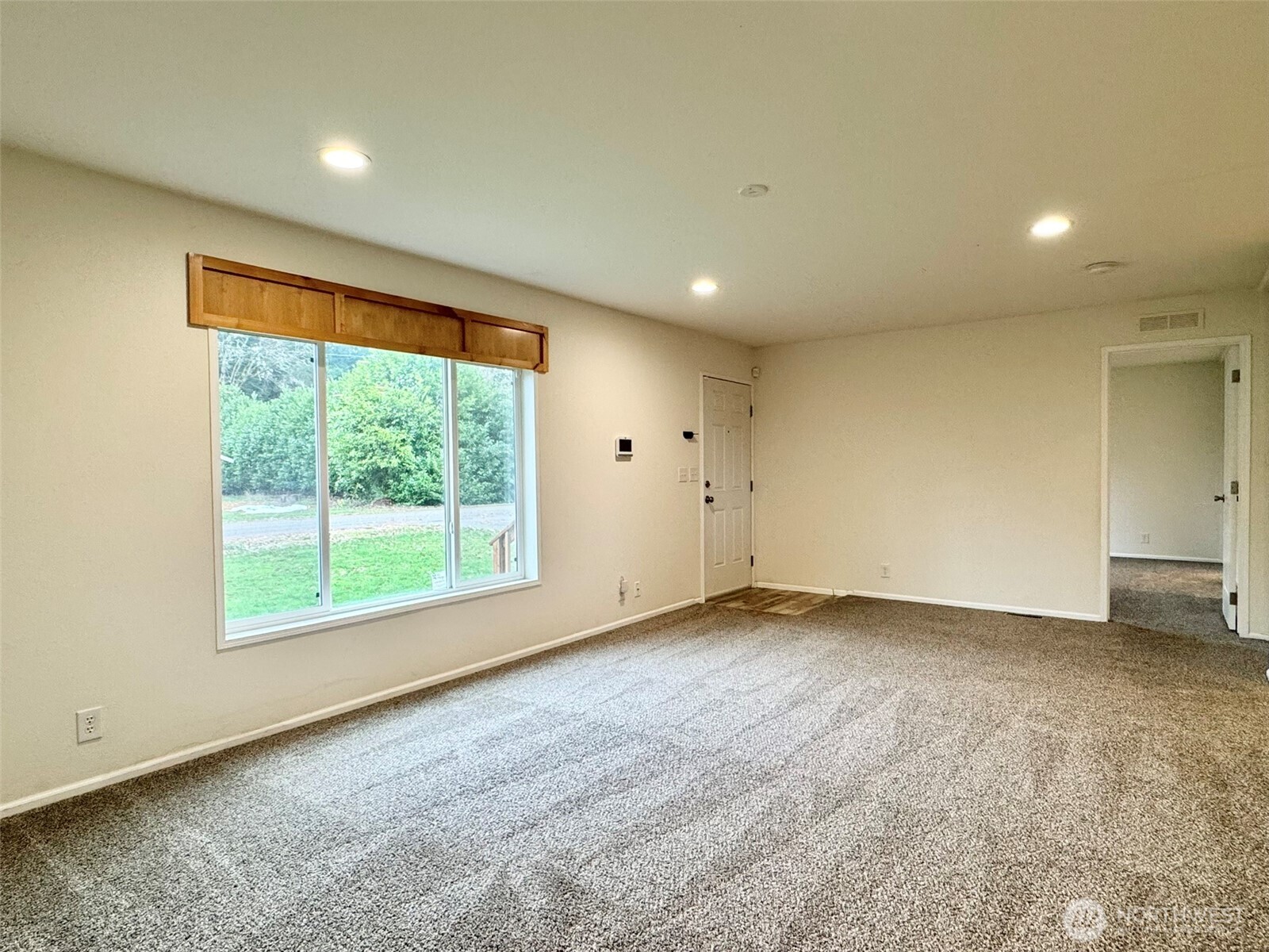 871 Spruce Street Southeast Olympia, WA 98503 - Photo 6 of 26