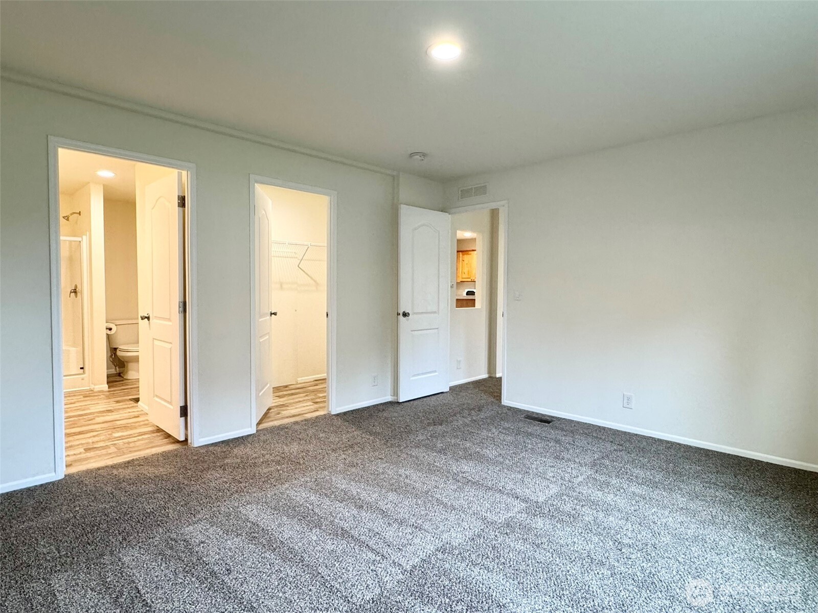 871 Spruce Street Southeast Olympia, WA 98503 - Photo 7 of 26