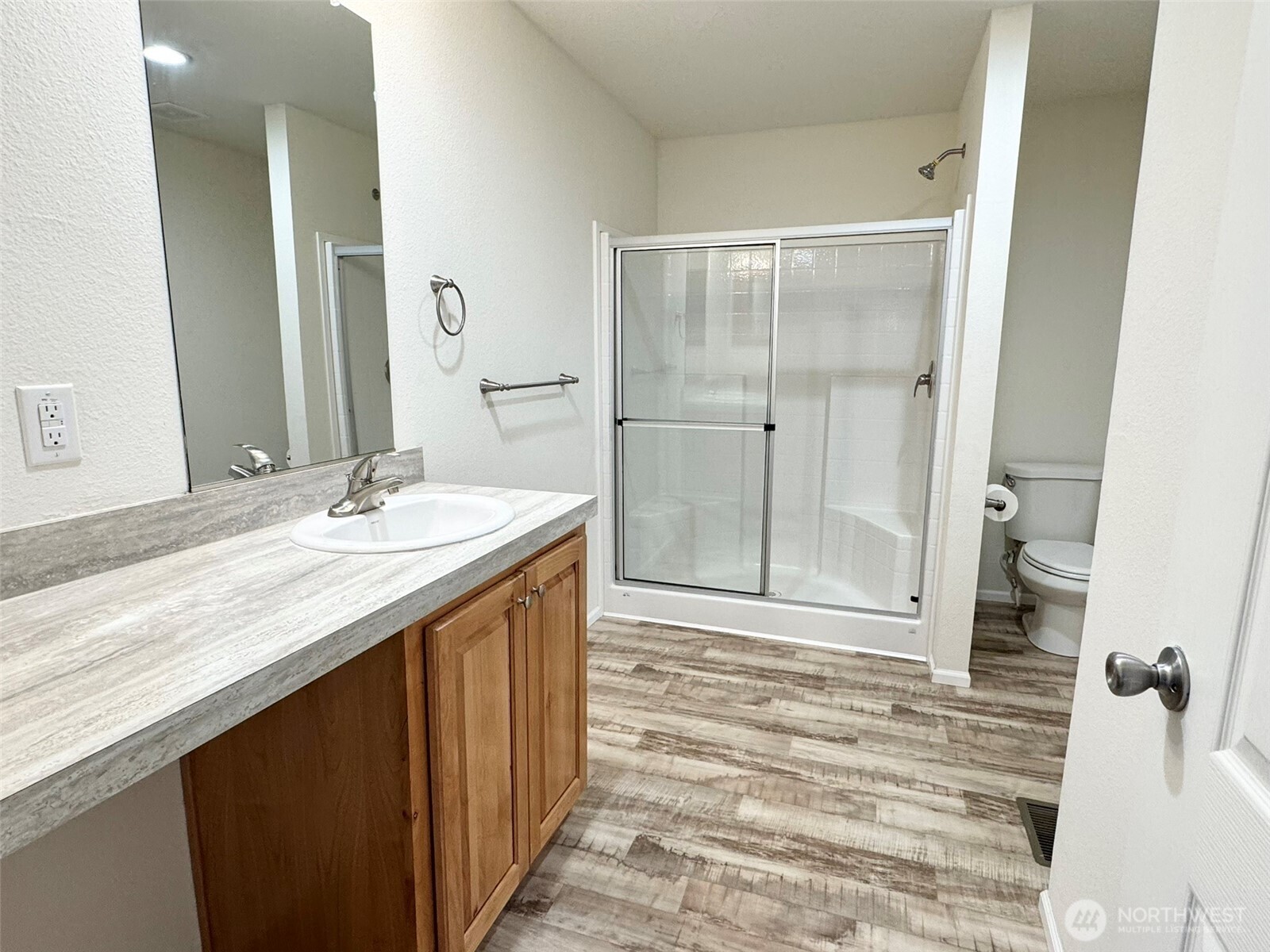 871 Spruce Street Southeast Olympia, WA 98503 - Photo 9 of 26