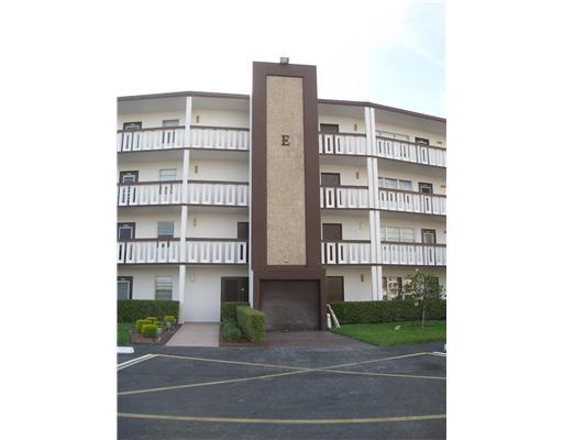 3097 Cornwall East, Unit 3097 Boca Raton, FL 33434 - Photo 1 of 7 Primary Photo