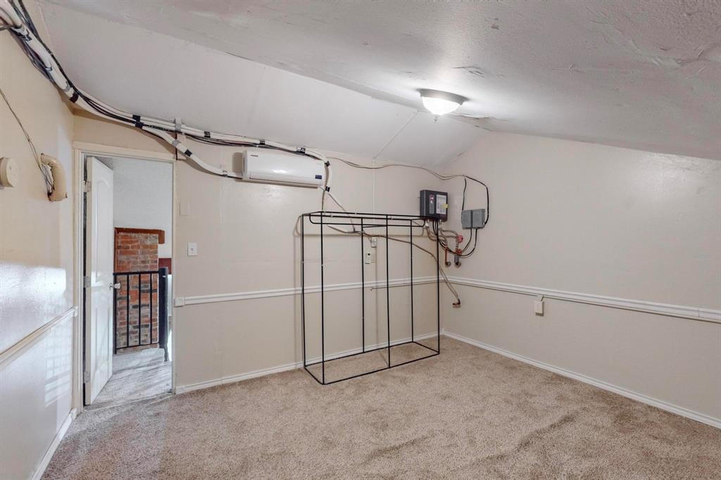 2569 Shady Ridge Drive Bedford, TX 76021 - Photo 33 of 38 a view of a garage