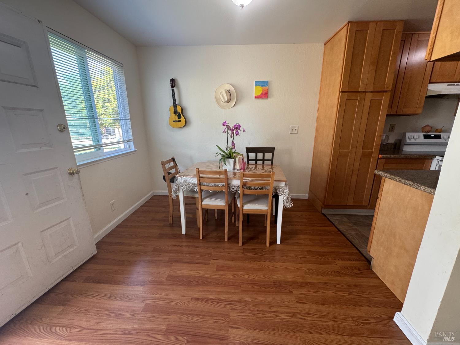 327 Bahia Lane San Rafael, CA 94901 - Photo 11 of 30