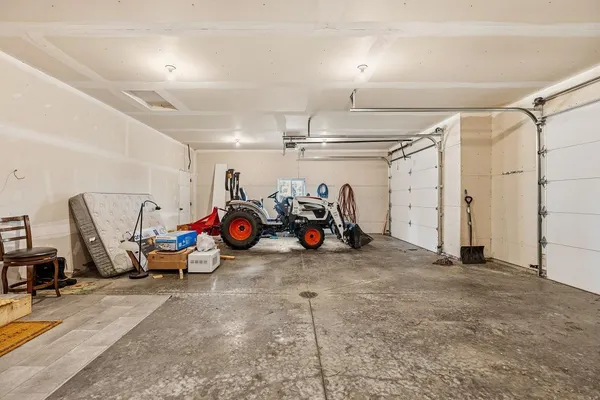 $565,000 | 27633 182nd Street, Holcombe, WI 54745