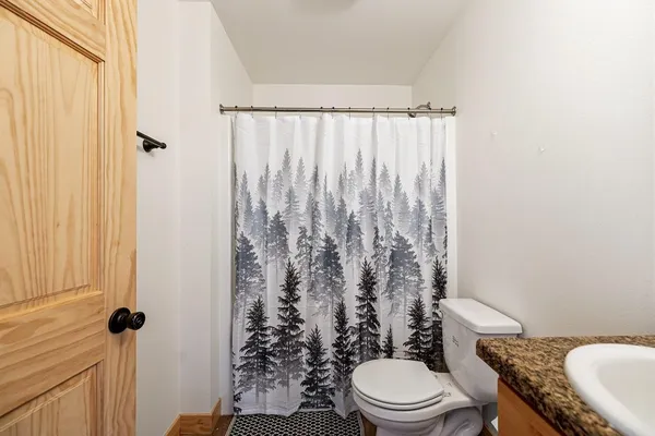 $565,000 | 27633 182nd Street, Holcombe, WI 54745