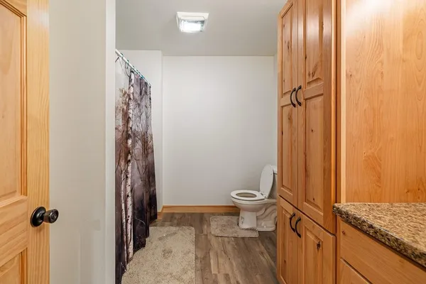 $565,000 | 27633 182nd Street, Holcombe, WI 54745