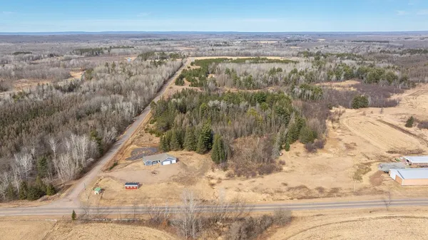 $565,000 | 27633 182nd Street, Holcombe, WI 54745