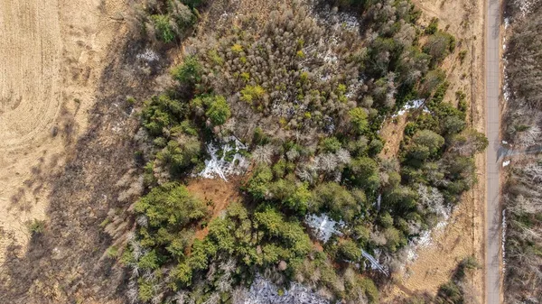 $565,000 | 27633 182nd Street, Holcombe, WI 54745