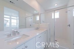 281 Lynx Irvine, CA 92618 - Photo 12 of 23