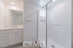 281 Lynx Irvine, CA 92618 - Photo 13 of 23