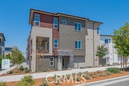 281 Lynx Irvine, CA 92618 - Photo 2 of 23