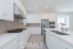 281 Lynx Irvine, CA 92618 - Photo 5 of 23