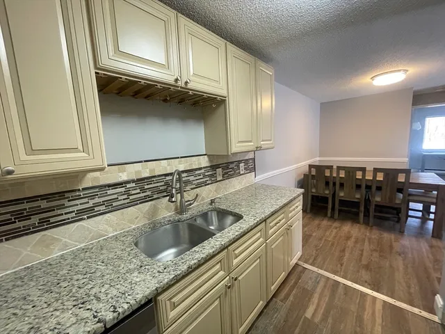 $2,200 | 46 Silver Hill Lane, Unit 2, Natick, MA 01760
