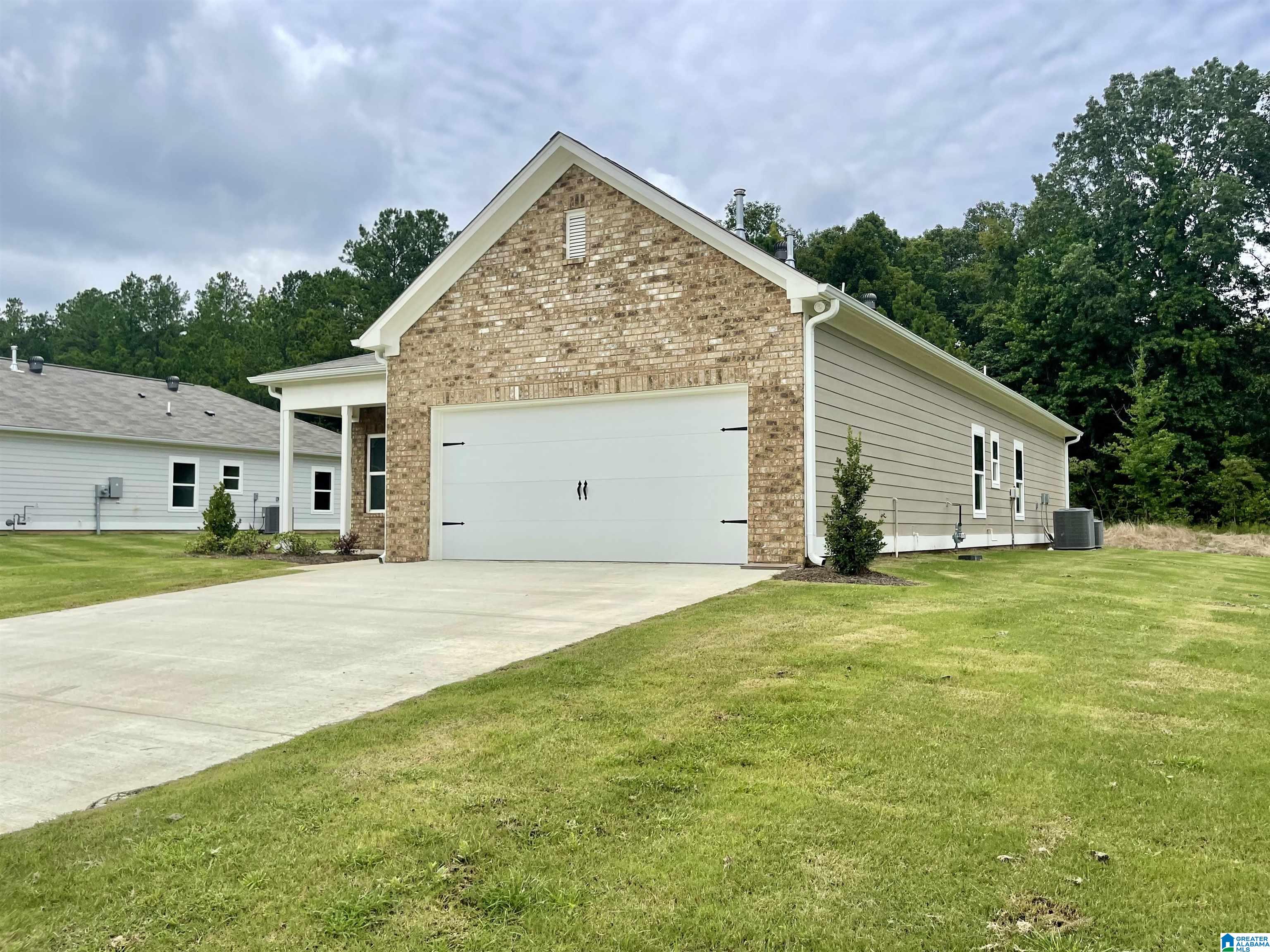 2015 Baxter Avenue Springville, AL 35146 - Photo 4 of 43