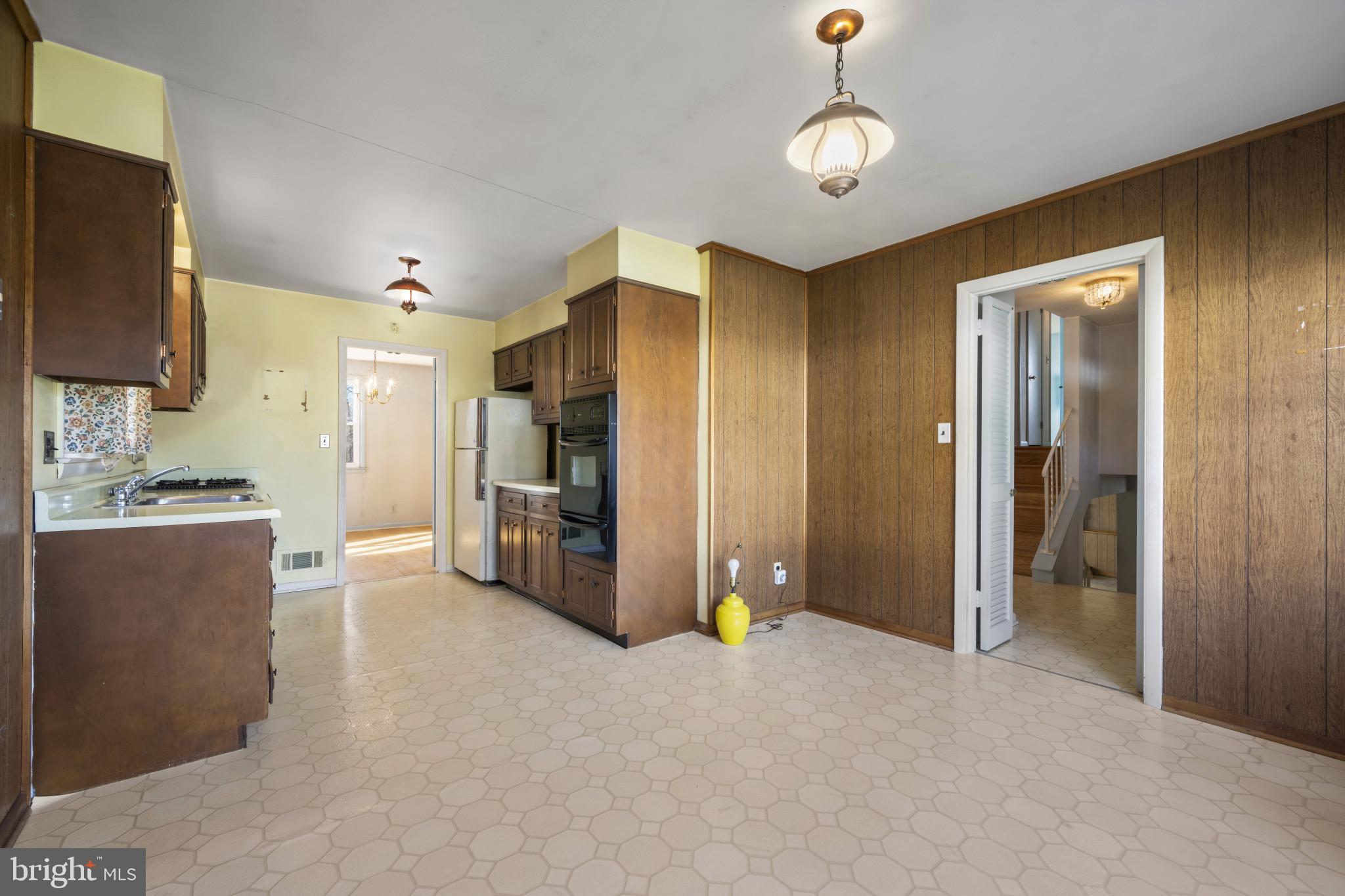 8723 Valleyfield Road Lutherville-Timonium, MD 21093 - Photo 10 of 32 Gallery Image 10