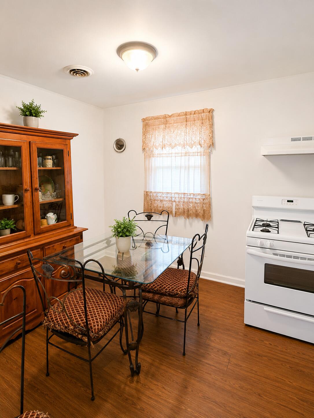 124 Emily Road Salters, SC 29590 - Photo 5 of 15 98AEAD4B-73E2-423F-8140-EFE6C2CD964B