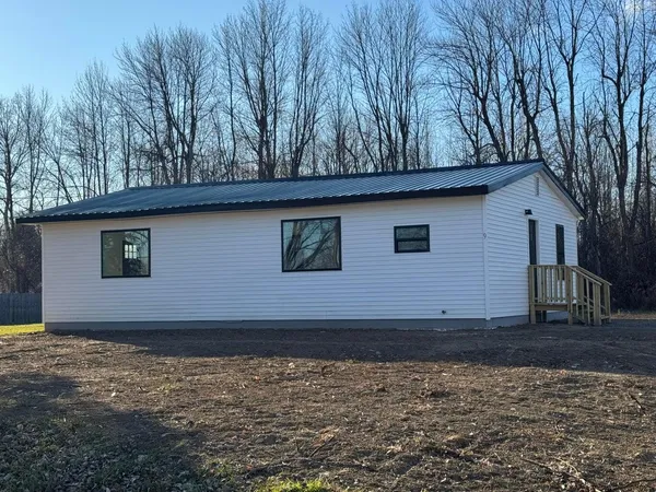 $244,900 | 9 Melody Lane, Plattsburgh, NY 12901