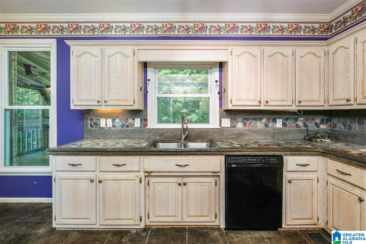 3395 Brookview Trace Birmingham, AL 35216 - Photo 7 of 41