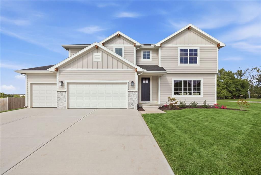 20702 Emerald Street Spring Hill, KS 66083 - Photo 2 of 38 Gallery Image 2