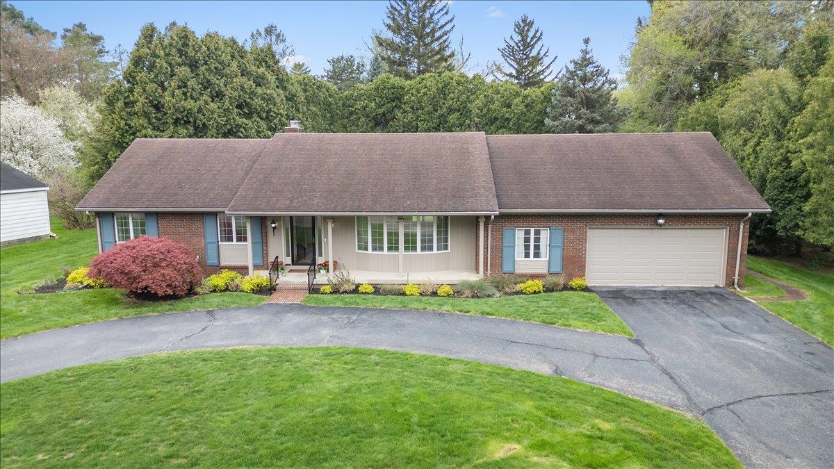 1131 Riverside Drive Owosso, MI 48867 - Photo 3 of 57