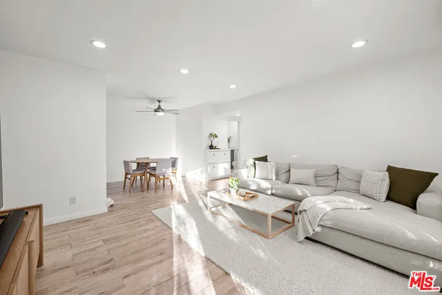 $689,000 | 5651 Windsor Way, Unit 101, Culver City, CA 90230