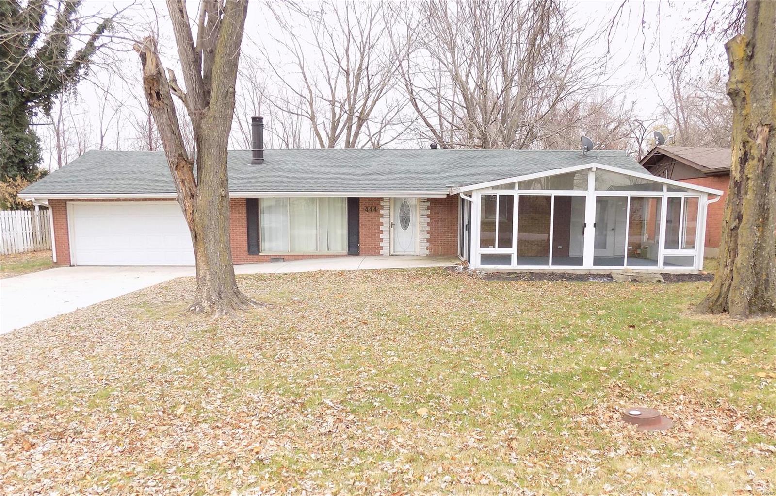 444 Old Rock Road Granite City, IL 62040 - Photo 2 of 32 Gallery Image 2